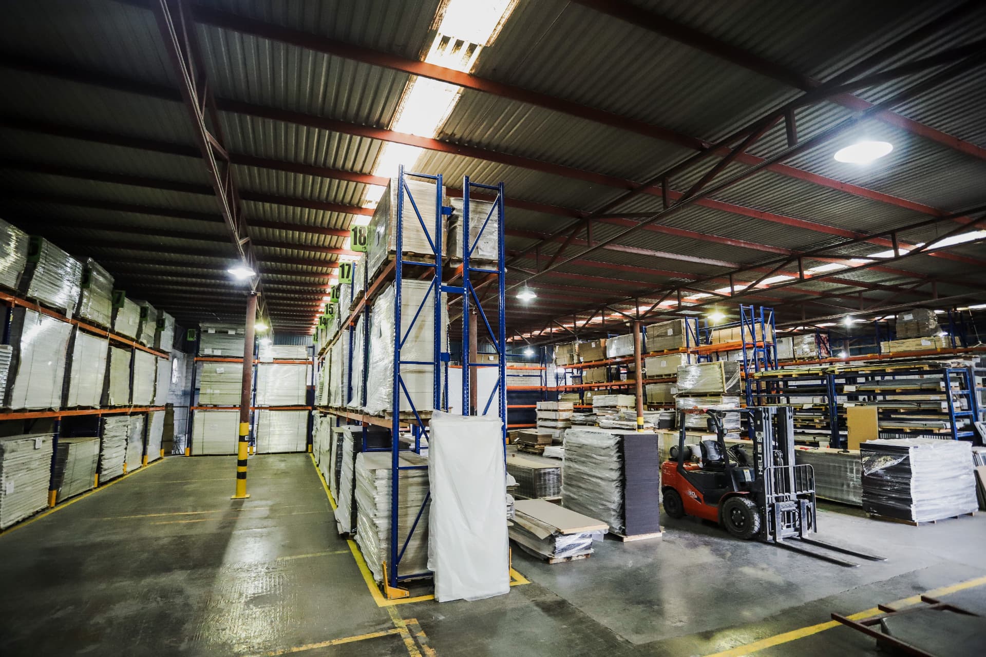 Almacén de lámina y materiales MIMSA
